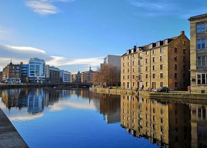 Vibrant Apartment At The Shore In Leith